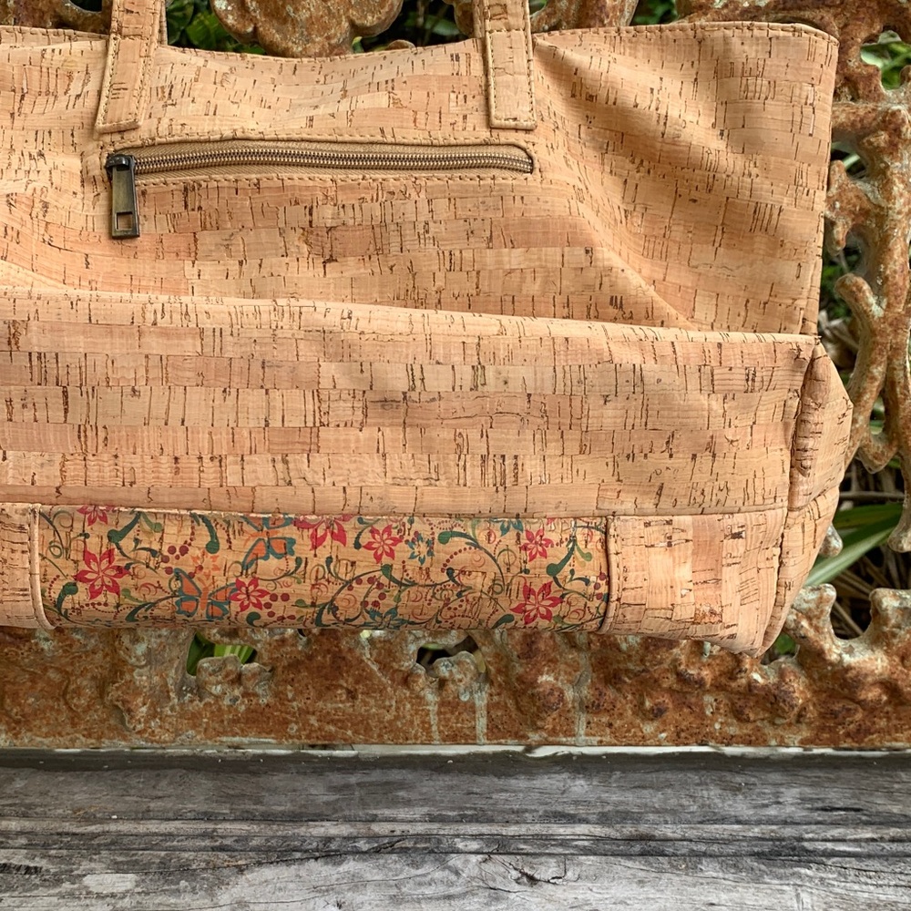 Elegant Floral Cork Tote Bag - Picture 9 of 16